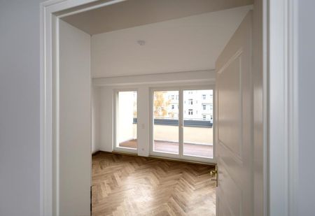 Hochwertig sanierter Altbau mit Fußbodenheizung und Parkett! - Foto 5