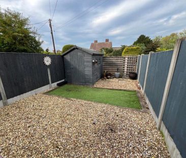 2 bedroom terraced house to rent - Photo 3