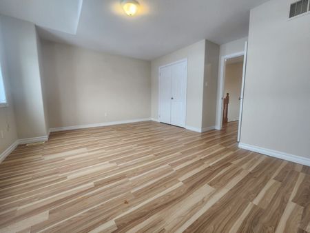 For Lease - 213 King Street, New Tecumseth, Ontario - Photo 4