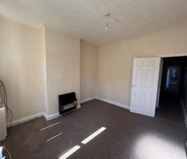 2 bedroom property to rent - Photo 3