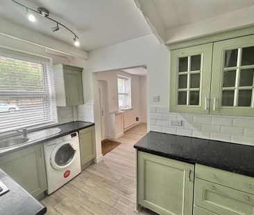 2 bedroom terraced house to rent - Photo 6