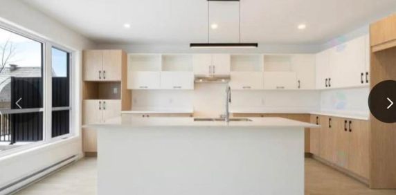 7 1/2 maison de ville - Photo 2