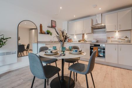 2 bedroom apartment to rent - Photo 4