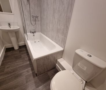 2 Bed Student Accommodation - Photo 5