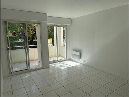 Location Appartement 2 pièces 39m² ARCACHON 33120 - Photo 2