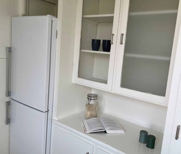 Bynær lejlighed i rolig område - Photo 6