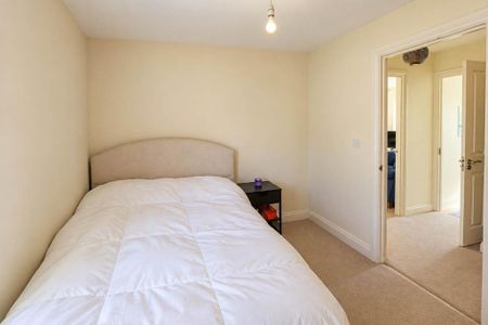 1 bedroom coach house to rent - Photo 5