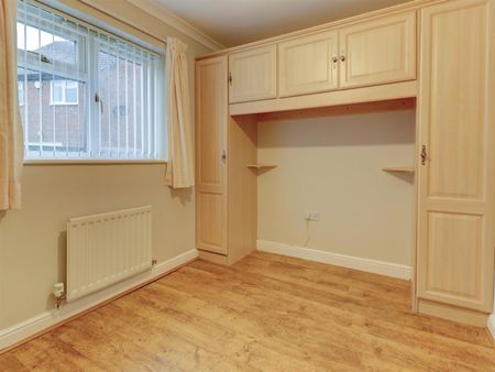 2 BED House To rent - Photo 3