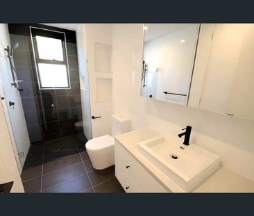 1/76 High Street South, Kew, Vic 3101 - Photo 3