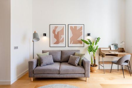 Corredera Baja de San Pablo - Foto 2