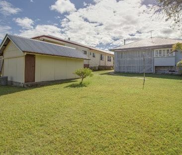 Neat and Tidy Home in Booval! - Photo 3
