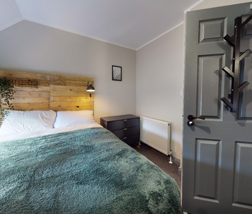 1 bedroom in a house share to rent - Photo 4