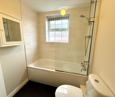 Jubilee Crescent, Needham Market, Suffolk, IP6 - Photo 5