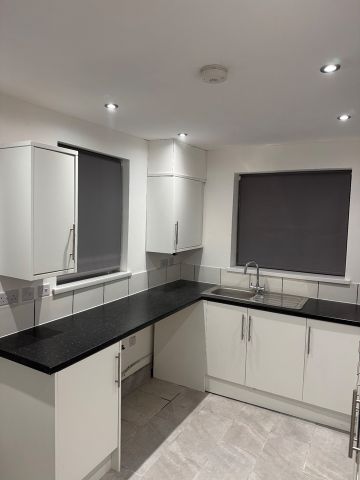 3 Bed Terraced House, Denebank Road, L4 - Photo 2