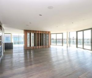 5 Bedrooms Flat to rent in Goldhurst House, Parr's Way, London W6 | £ 8,000 - Photo 1