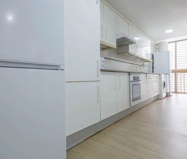 Avenida Valladolid, Valencia, Valencian Community 46020 - Photo 4