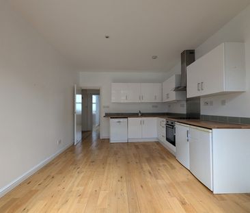 2 Bed Flat, Westow Hill, SE19 - Photo 5