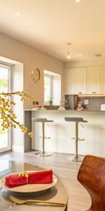 4 bedroom detached house to rent - Photo 3