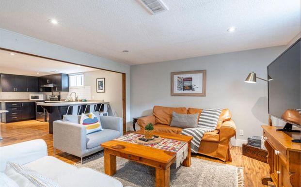 For Lease - 1 Picton Street, Hamilton, Ontario - Photo 1