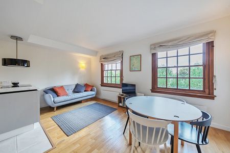 Scott Avenue, London, SW15 - Photo 2