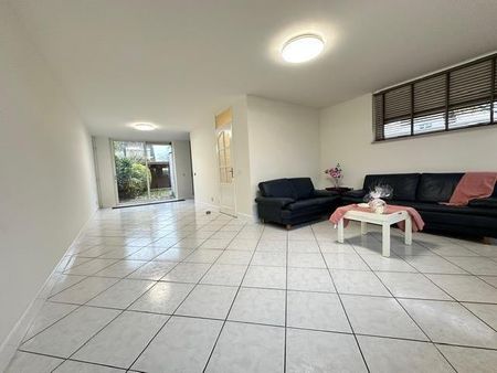 Te huur: Huis Arturo Toscaninistraat in Almere - Photo 5