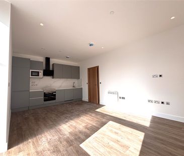 Sheila House, Fleet, Hampshire, GU51 - Photo 2