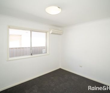 PERFECTLY POSITIONED CLOSE TO THE HEART OF WAGGAS CBD - Photo 3