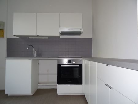 Location Appartement 2 pièces 47m² ORLEANS 45000 - Photo 5