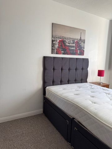 1 Bed Flat, Tippett Rise, RG2 - Photo 5