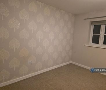 2 bedroom semi-detached house to rent - Photo 6