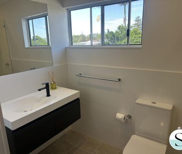 Charming & Private 2-Bedroom Retreat - Photo 3