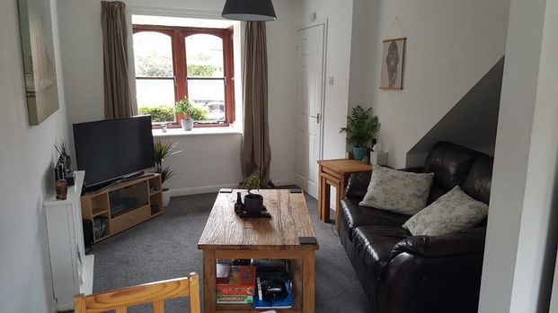 2 bedroom house to rent - Photo 1