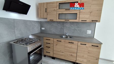 Pronájem bytu 3+1 68 m² - Photo 3