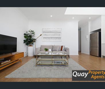 Light Filled Apartment with Study - Photo 4