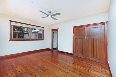 Charming Family Home in Mayfield West! - Photo 4