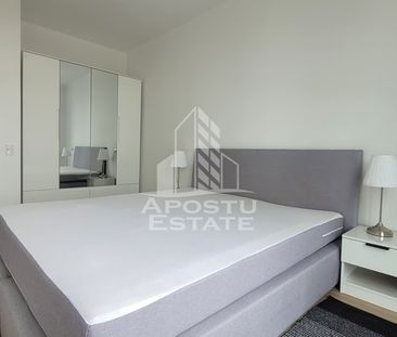 Apartament cu 2 camere, semidecomandat, cu parcare, Campeador City - Fotografie 3