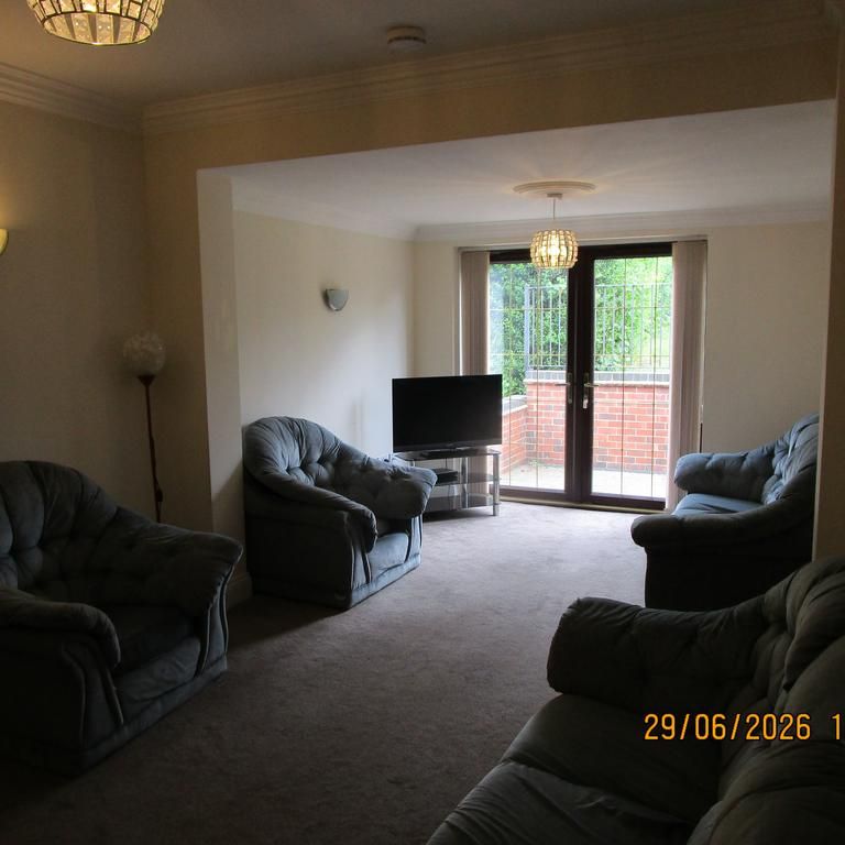 1 bedroom semi-detached house to rent - Photo 1