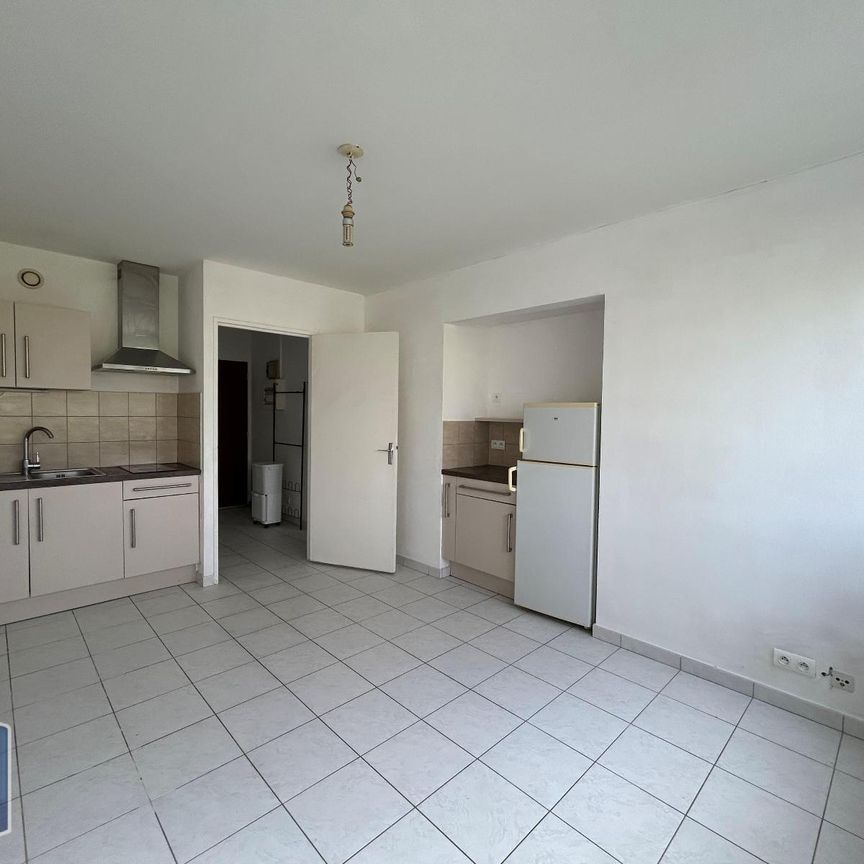 Location Appartement 1 pièce 37m² LA CHAUSSEE ST VICTOR 41260 - Photo 1