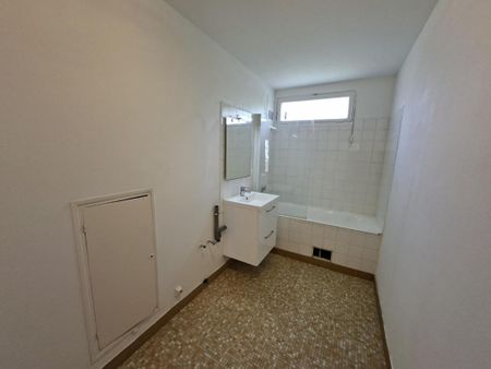 Appartement T3 à louer - 66 m² - Photo 3