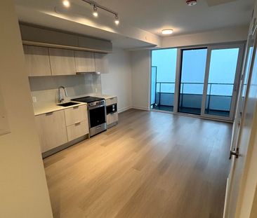 For Lease - 448 BURNHAMTHORPE Road Unit# 2009, Mississauga, Ontario - Photo 5