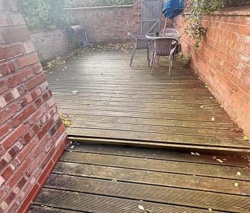 3 bedroom terraced house to rent - Photo 5