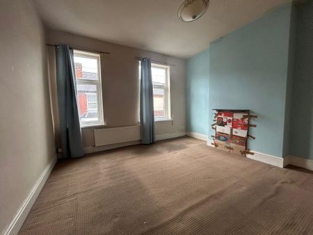 3 bedroom terraced house to rent - Photo 2