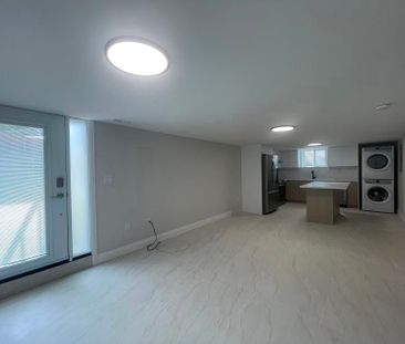 For Lease - 17 Rosemeade Avenue Unit# Unit 4, Toronto, Ontario - Photo 5