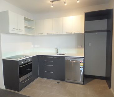 Welcome to 112/181 Tasman Street - Photo 5