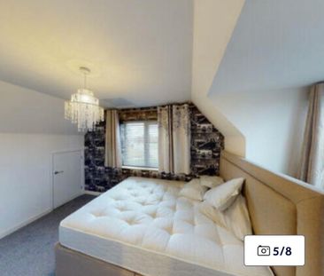 Room in a Shared House, South Parkway, LS14 - Photo 1
