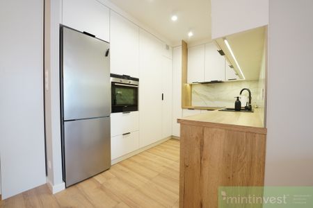 ŚRÓDMIEŚCIE, apartament 42m2 balkon+garaż - Zdjęcie 5