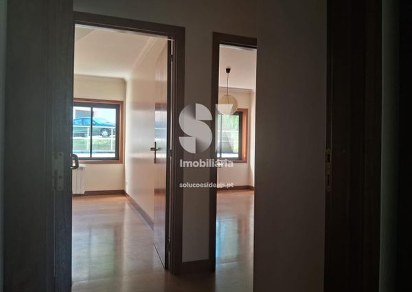 Apartamento T5 em Coimbra