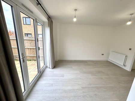 John Street - Photo 4