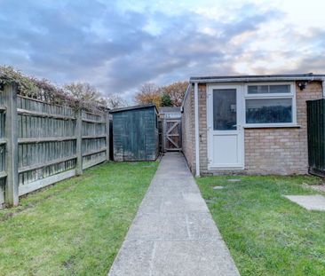 3 bedroom mid terraced house to rent - Photo 1