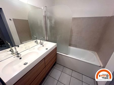 Location Maison 4 pièces 76m² - Photo 5